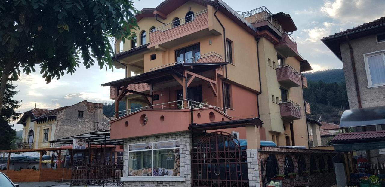 Sky Garden House Hotel Velingrad Exterior photo